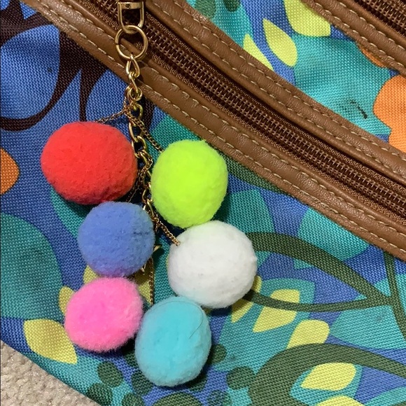 Vibrant Lilly Bloom cross body purse - Picture 3 of 7